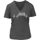 Book heart beat - V-neck - Gifts For Reading Addicts