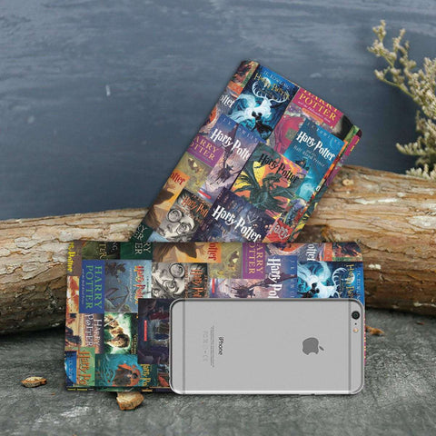 HP Book Covers Womens Wallet - Gifts For Reading Addicts